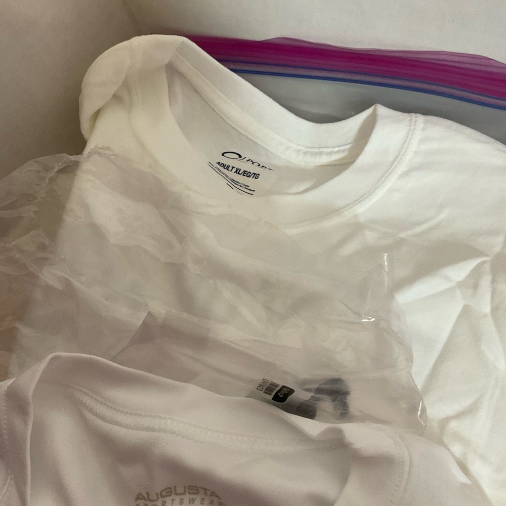 VINTAGE T-Shirts Lot of 6- Pampered Pets- Brand New- SEE - Picture 5 of 9